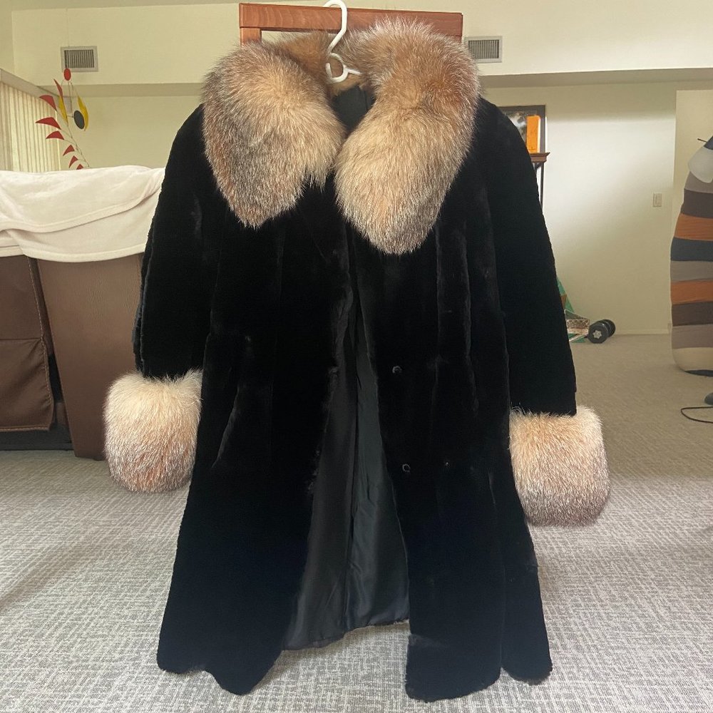 Beautiful Black Shaved Mink and Brown Fox Mid-length Fur Coat